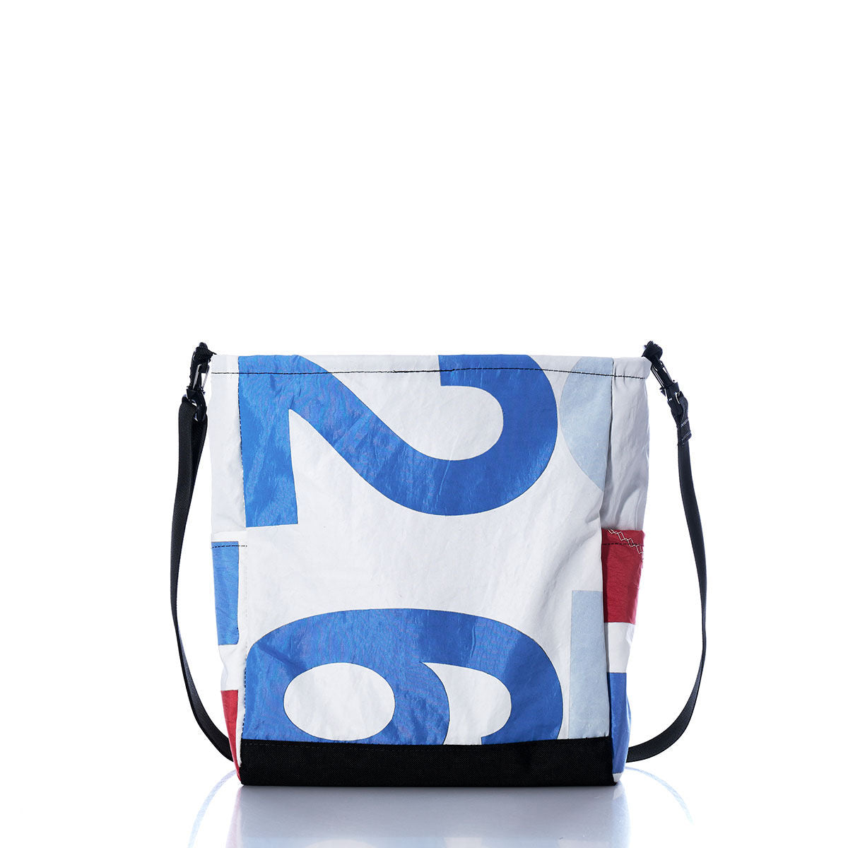 Vintage C&C 26 Medium Voyager Crew Crossbody Alternate View