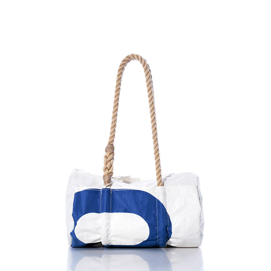 The Sea Bags Vintage Blue 0 Baguette Bag, featuring a white and blue rectangular sailcloth design with hand-spliced rope handles, is displayed against a plain white background. by Sea Bags